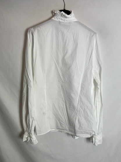LLOYD’S. Blusa blanca volantes. T 42