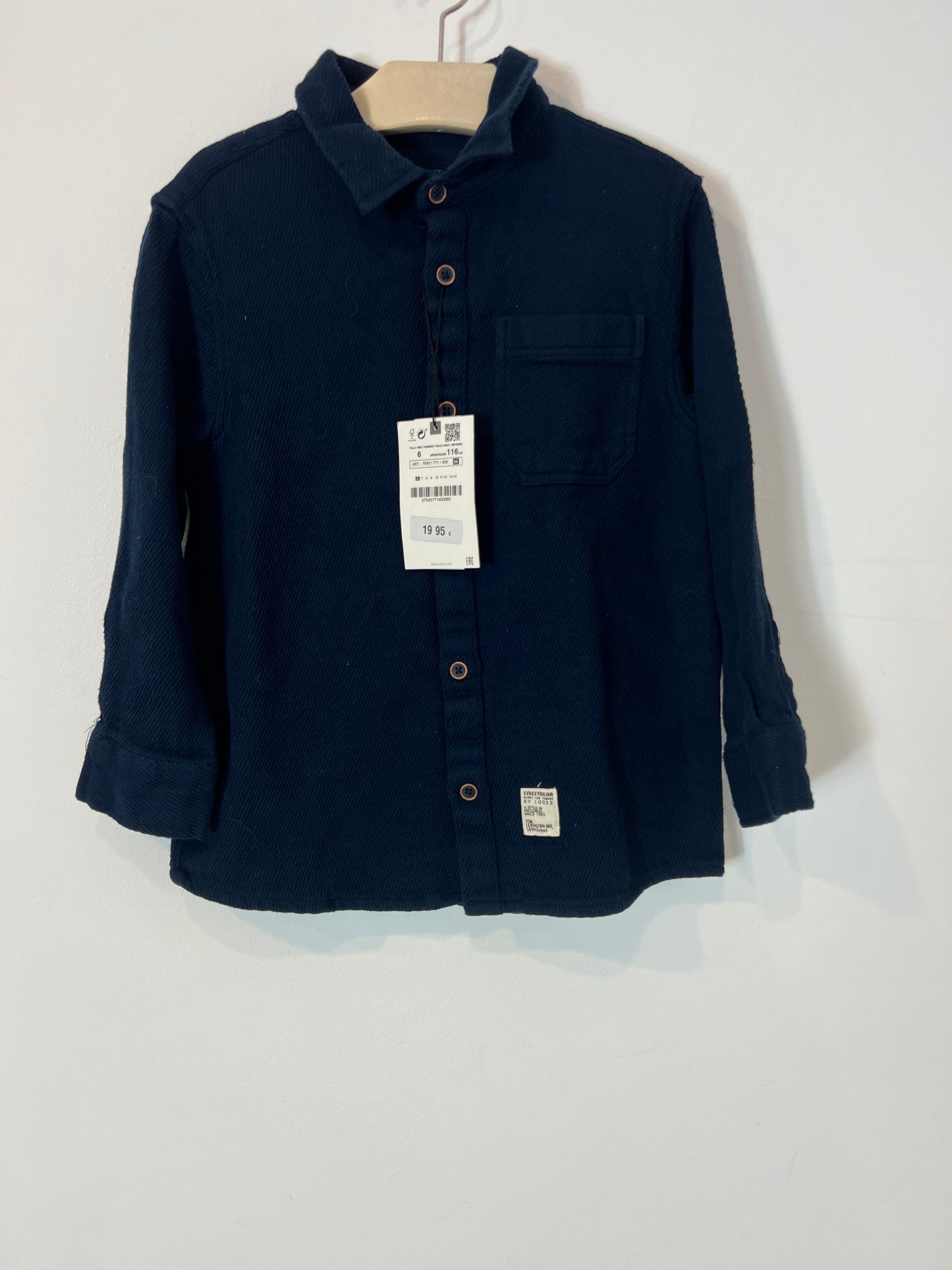 ZARA. Textured blue shirt. Size 6 years