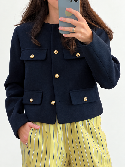 ZARA. Chaqueta azul botones dorados