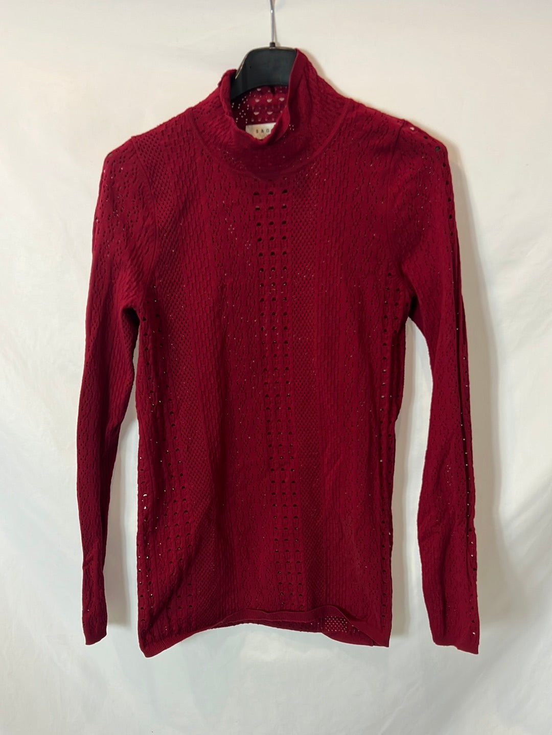 SANDRO. Total look burdeos textura T.1(s) tara