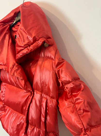 MARELLA. Plumífero rojo metalizado T S