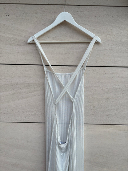 KAOÁ. Vestido largo textura espalda baja