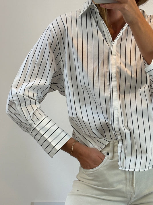 MASSIMO DUTTI. Camisa blanca rayas