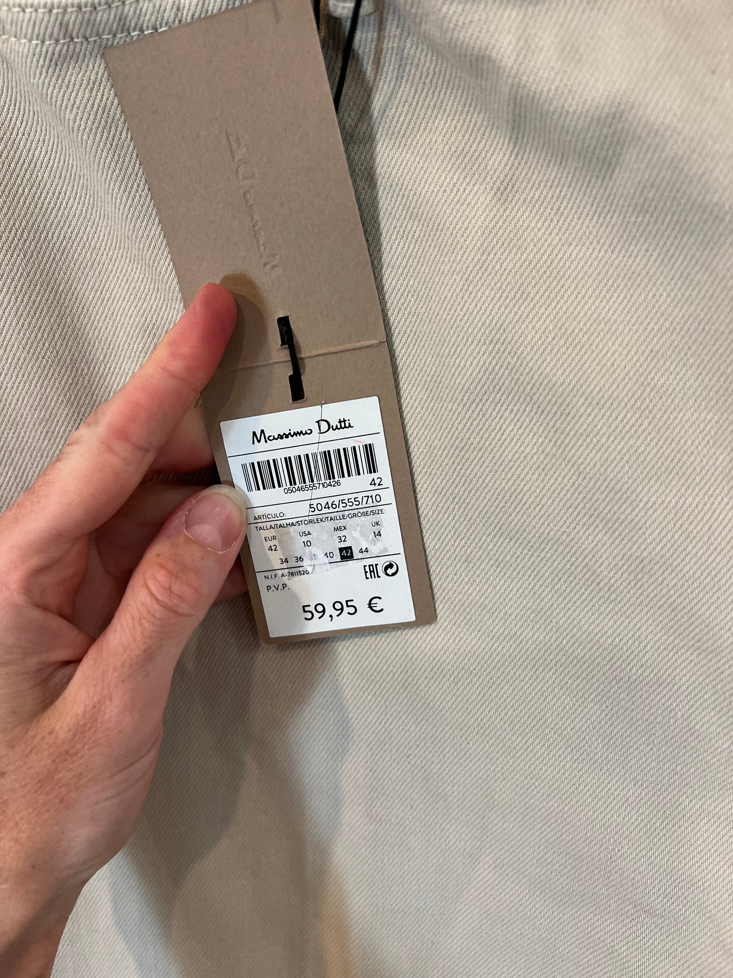 MASSIMO DUTTI. Beige palazzo pants T.42