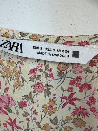 ZARA. Vestido midi satinado flores. T S
