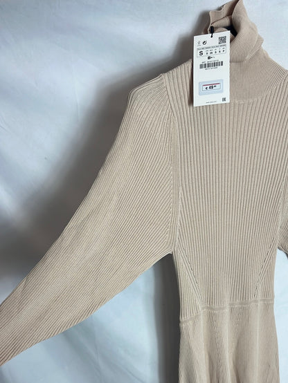 ZARA. Vestido largo canale beige. T S
