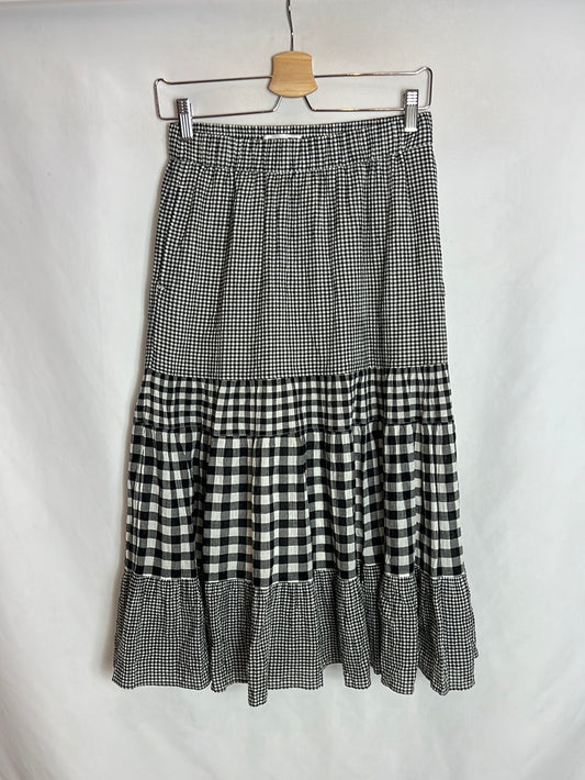 UNIQLO. Falda midi cuadros volante. T S