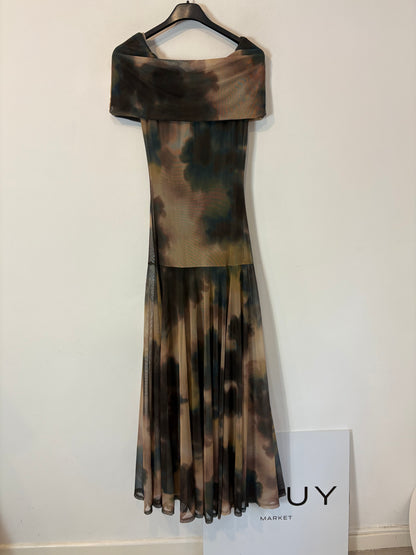 JUAN AVELLANEDA. Vestido largo tul elástico