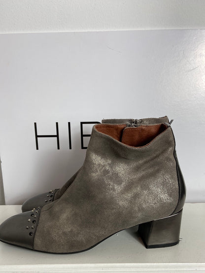 HISPANITAS. Botas piel detalle puntera T.41