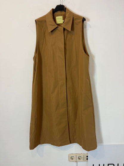 INDI&COLD. Chaleco largo efecto gabardina . T M