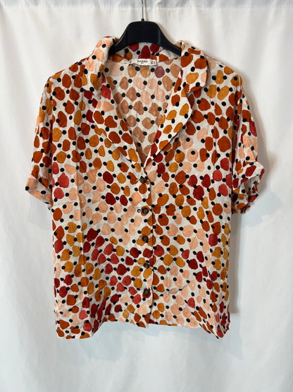 MANGO. Blusa estampada manga corta T.l