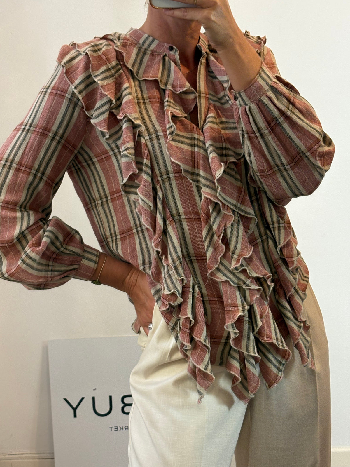 DIEGA.  Blusa cuadros y volantes mezcla