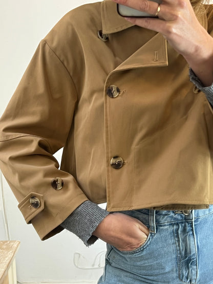 INDI&COLD. Chaqueta camel efecto gabardina. TS/M