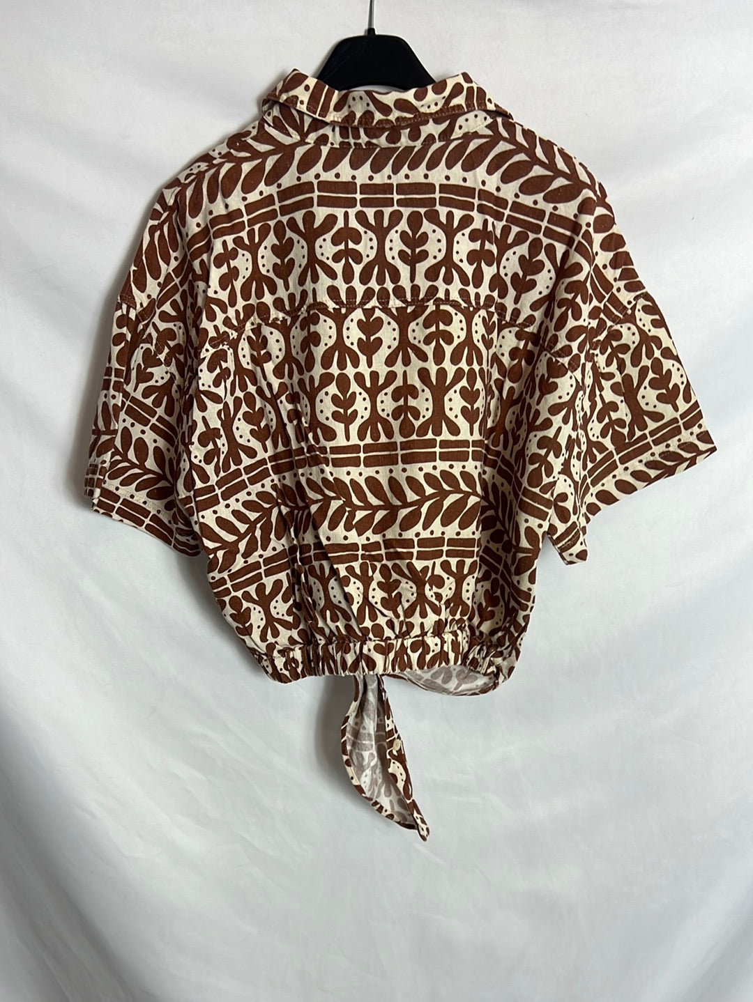 ZARA. Blusa estampada lazada. T S