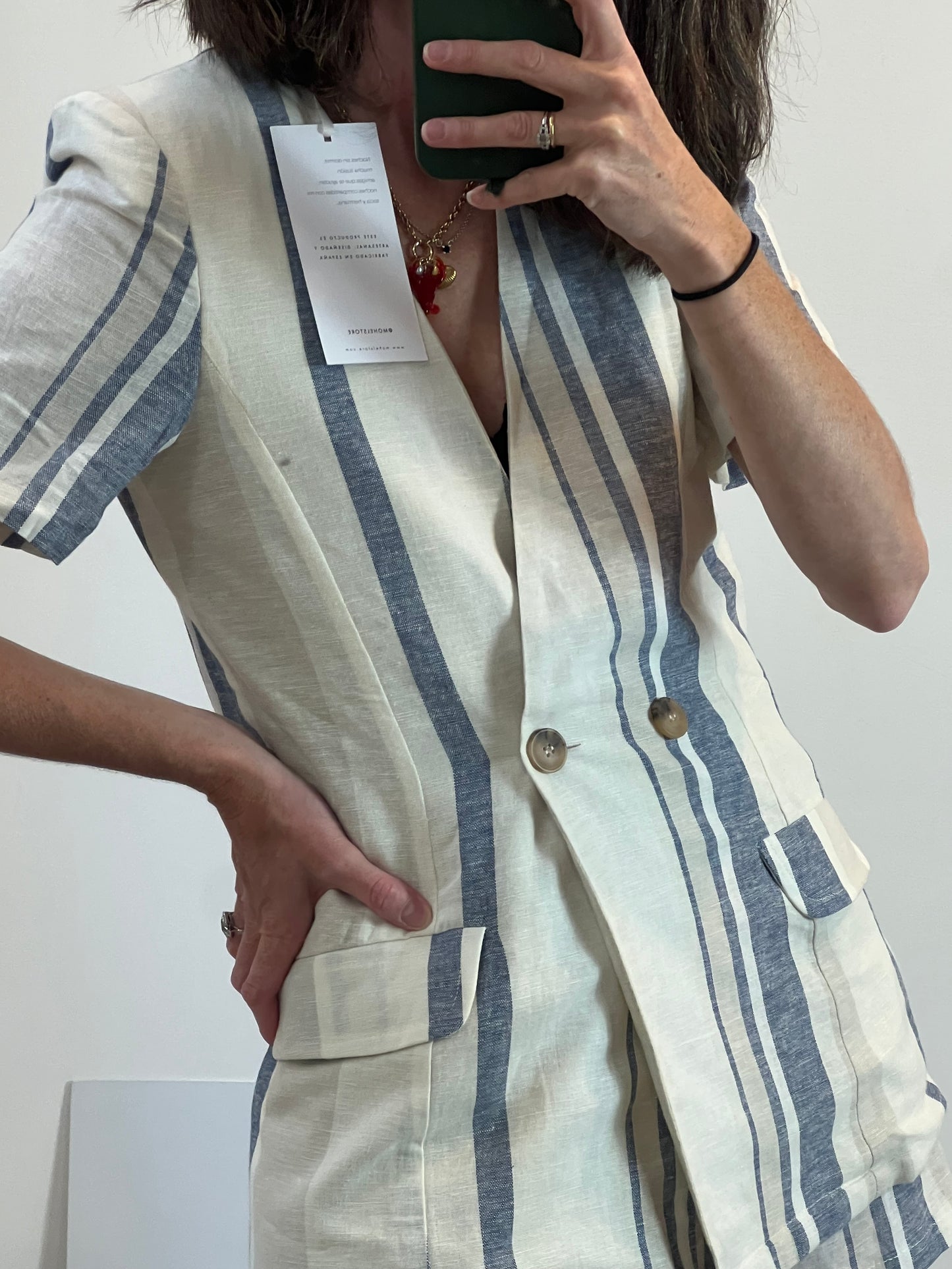 MOHEL. Conjunto chaqueta y bermuda rayas T.xs/s