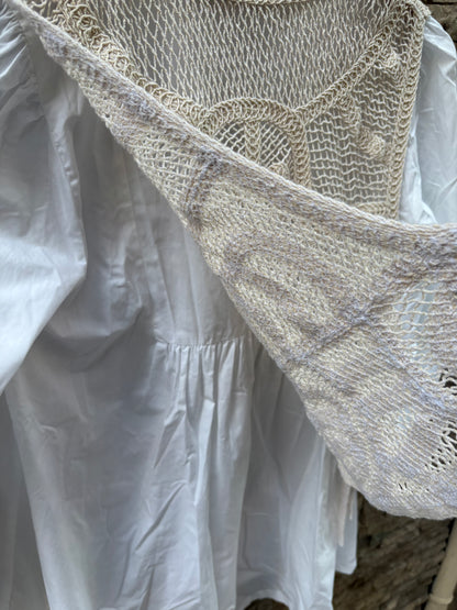 ZARA. Vestido corto detalle croché. T M