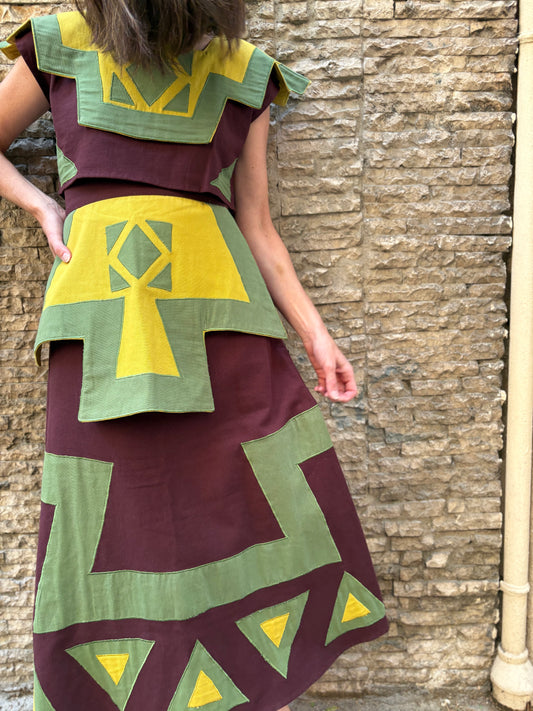 IQ COLLECTION. Total look top y falda T.s