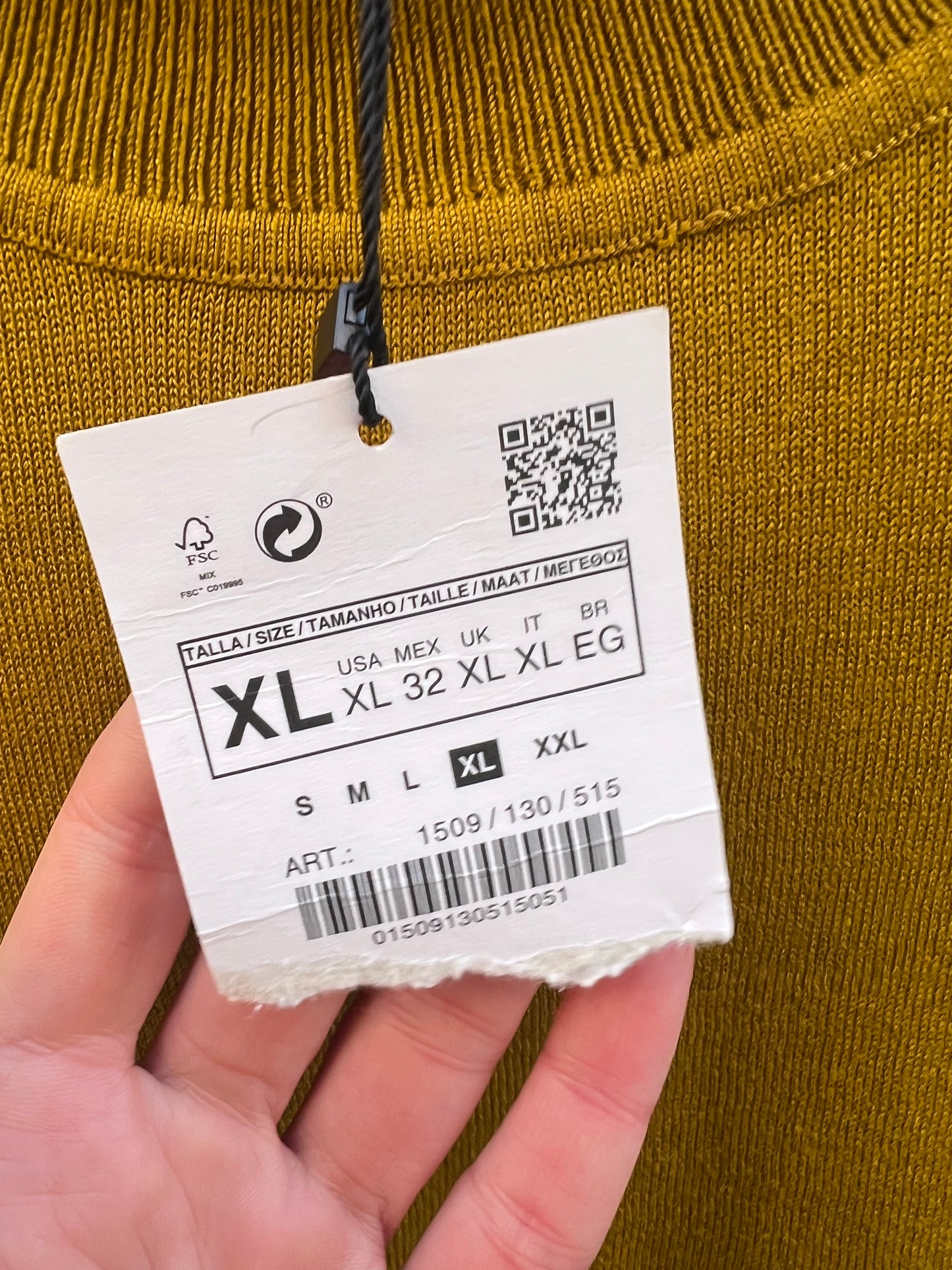 ZARA. Jersey pistacho fluido cuello perkins. T XL