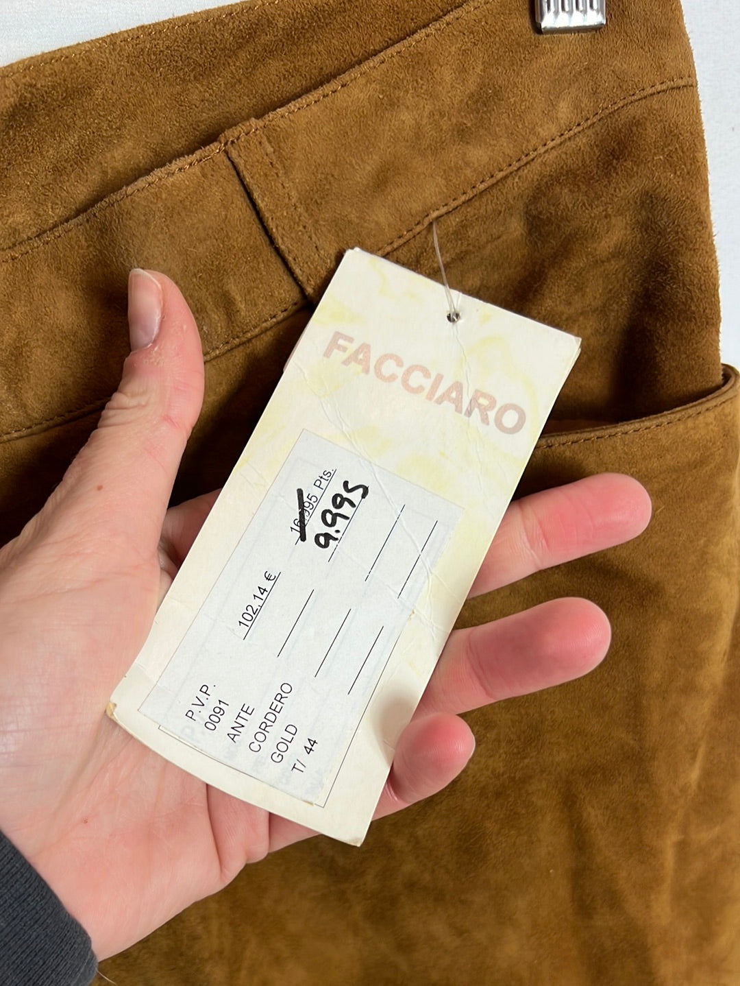 FACCIARO. Pantalones camel piel . T 44 (38)