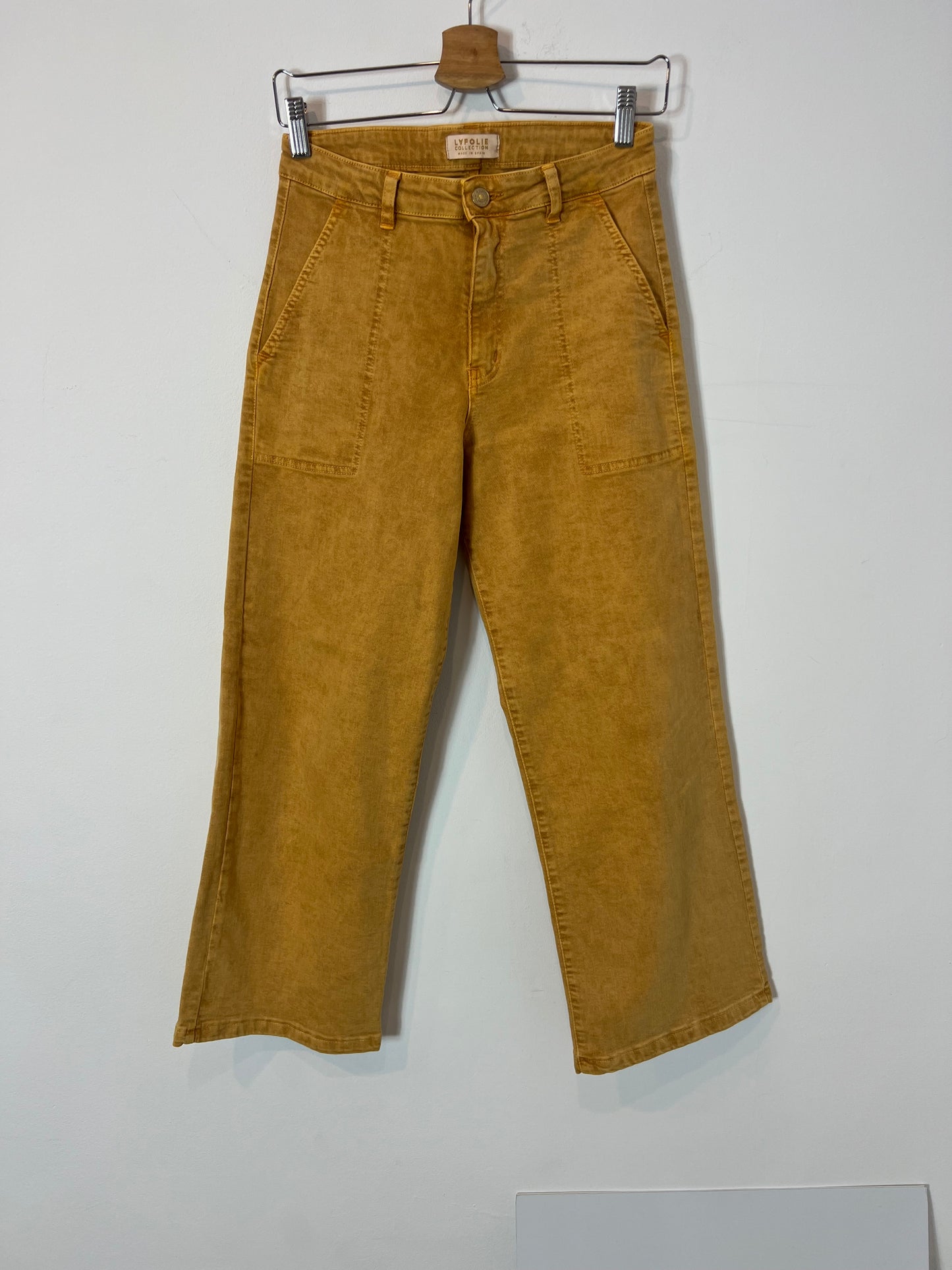 LAFOLIE COLLECTION. Pantalón ancho mostaza TU(34)