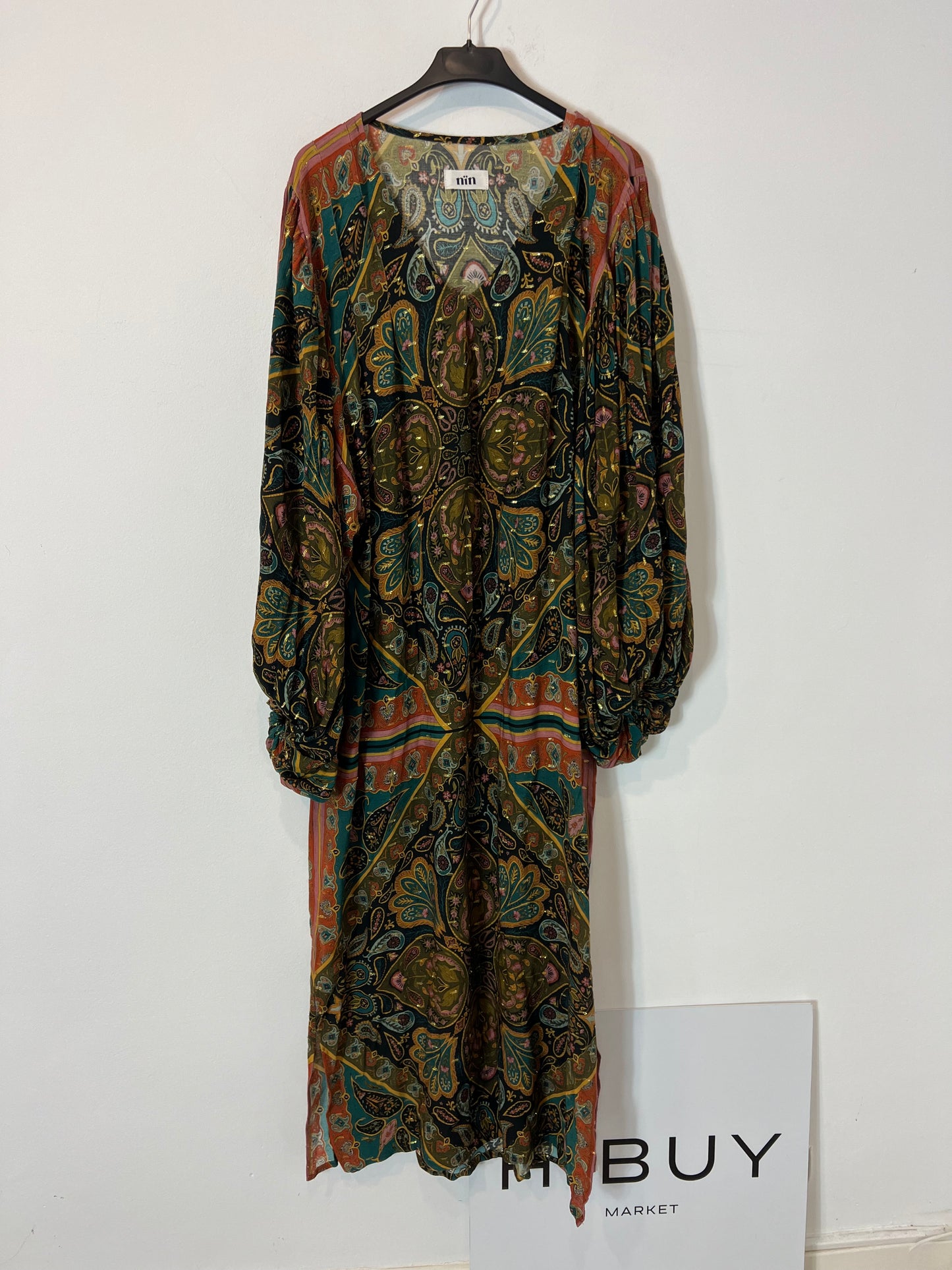 NÏN. Vestido largo estampado hilos brillo. T M/L