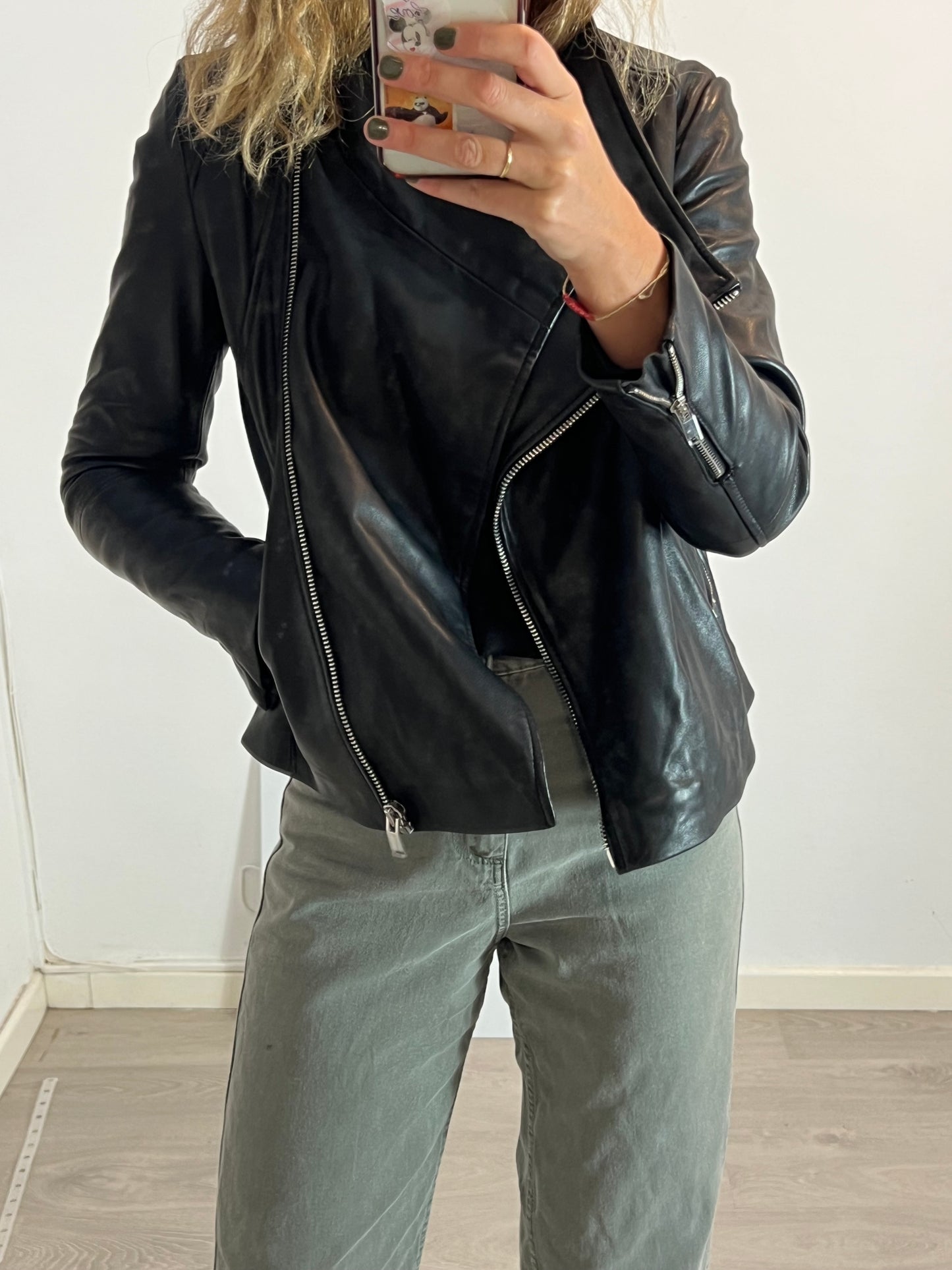 MANGO. cazadora negra piel T.m