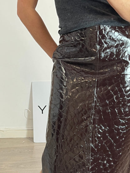 ZARA. Falda piel marrón brillante T.s