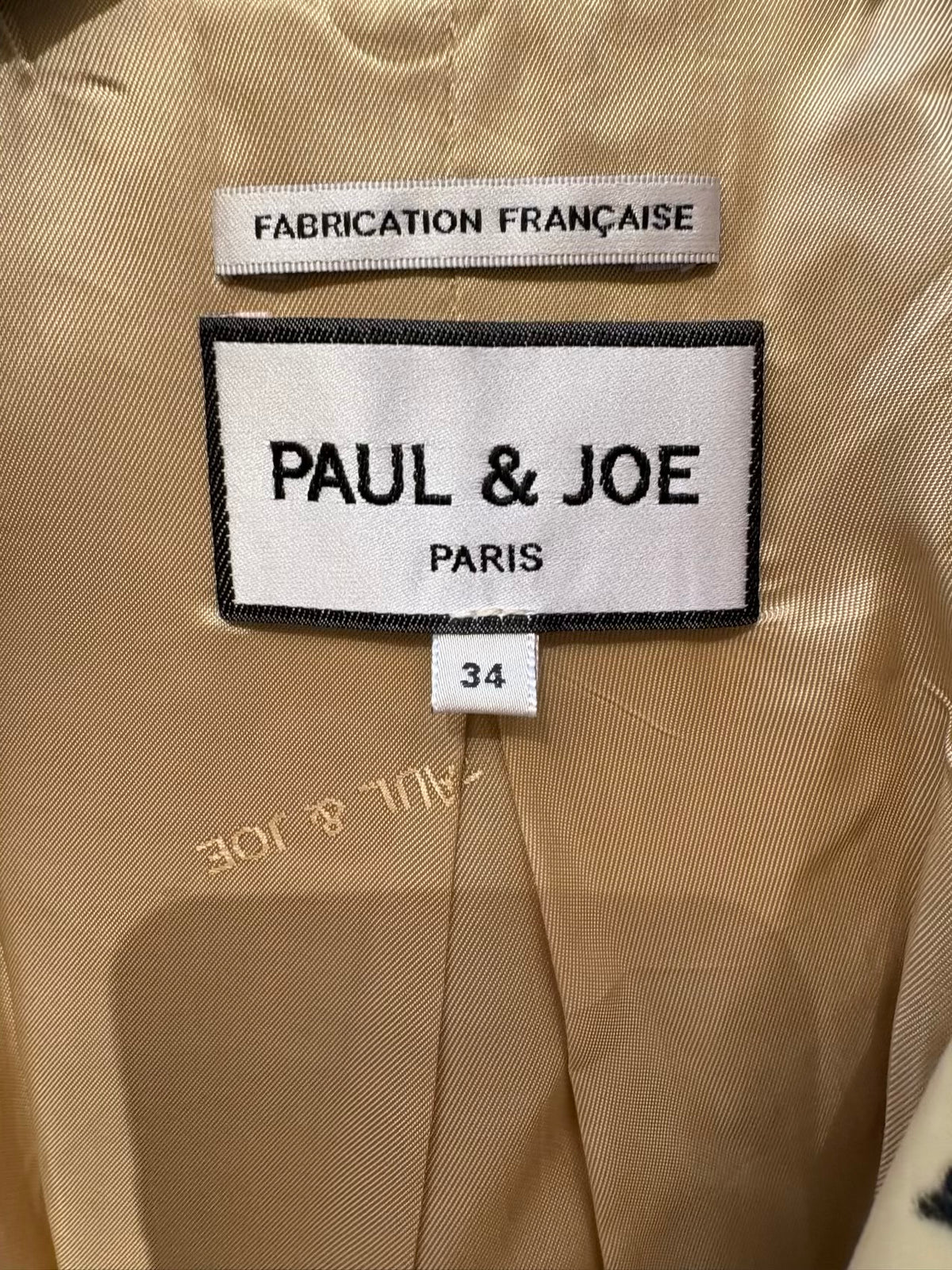 PAUL&JOE. Chaqueta textura beige estampado