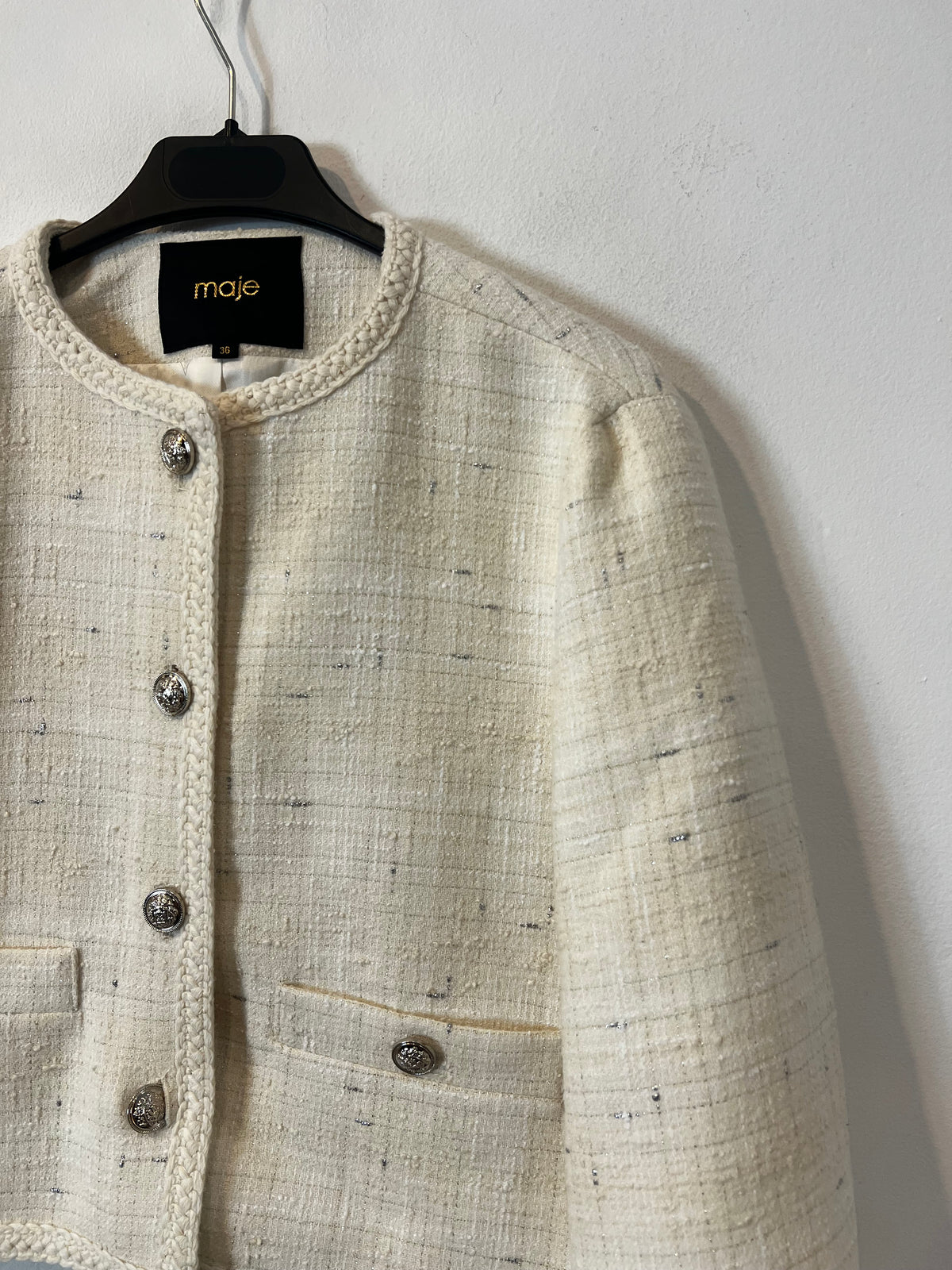 MAJE. Conjunto crema tweed