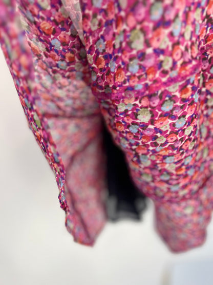 ZARA. Vestido corto  flores tonos rosas T.s