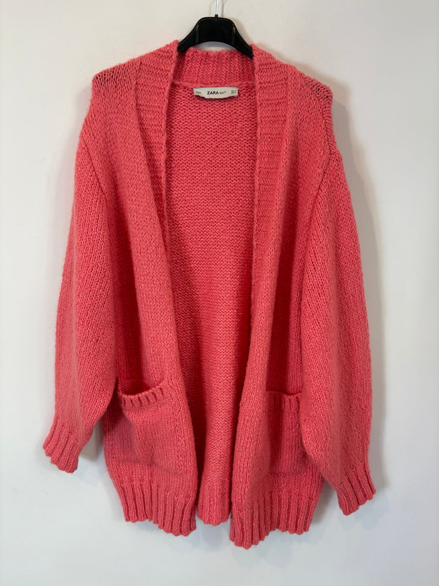 ZARA. Fuchsia chunky knit jacket. TS