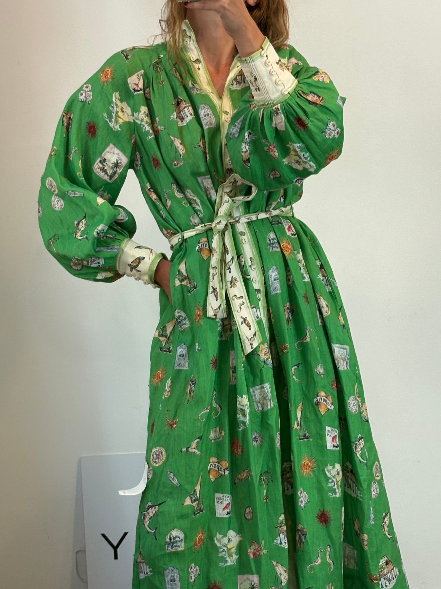 ALÉMAIS. Vestido lino abotonado estampado