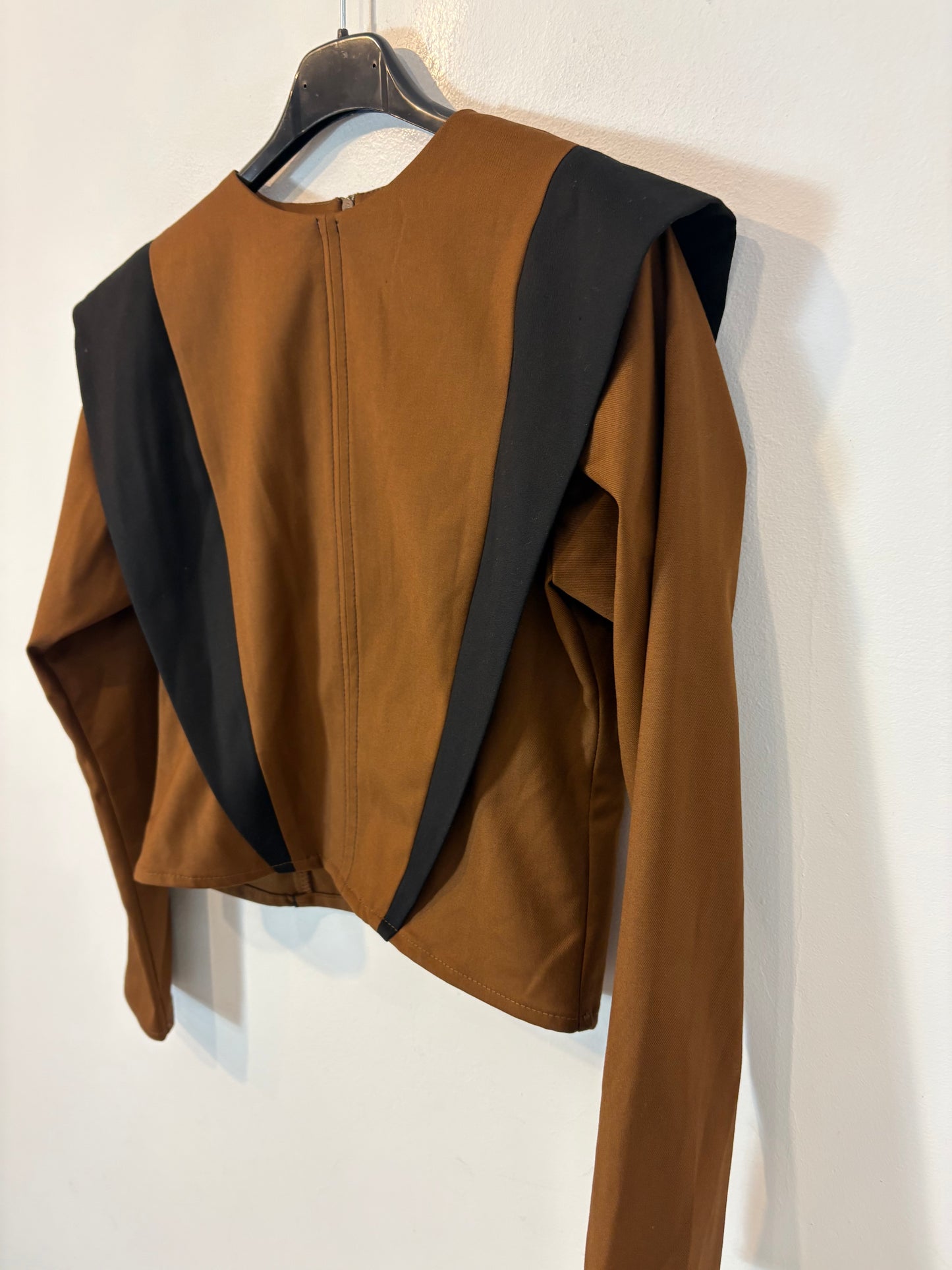 MATTUÎ Collection. Total look marrón chocolate