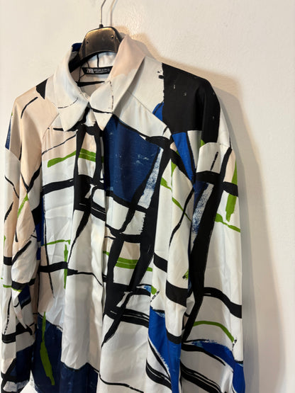ZARA. Camisa fluida estampado geométrico