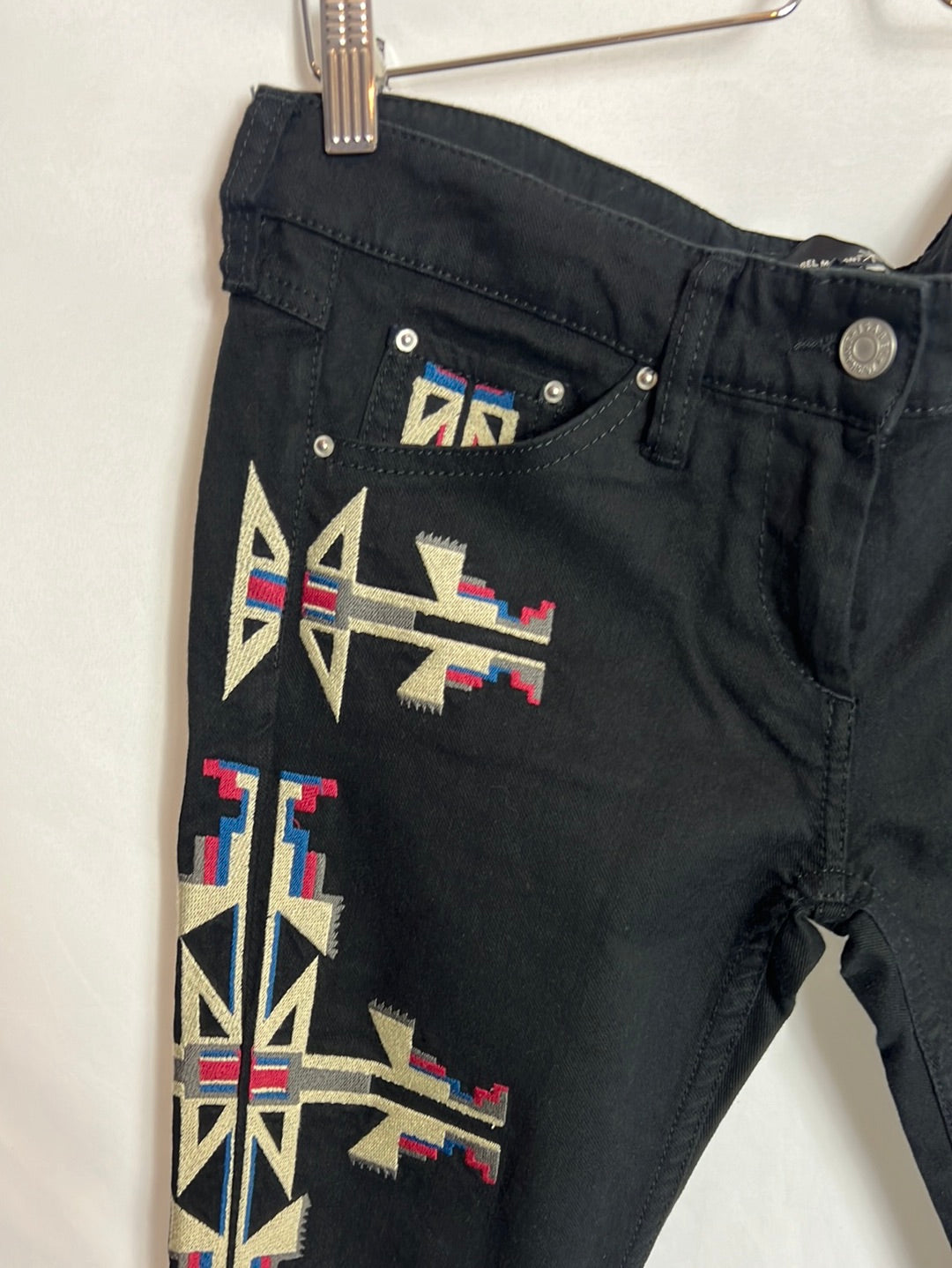 ISABEL MARANT. Black skinny denim with embroidery. Size 2(M)
