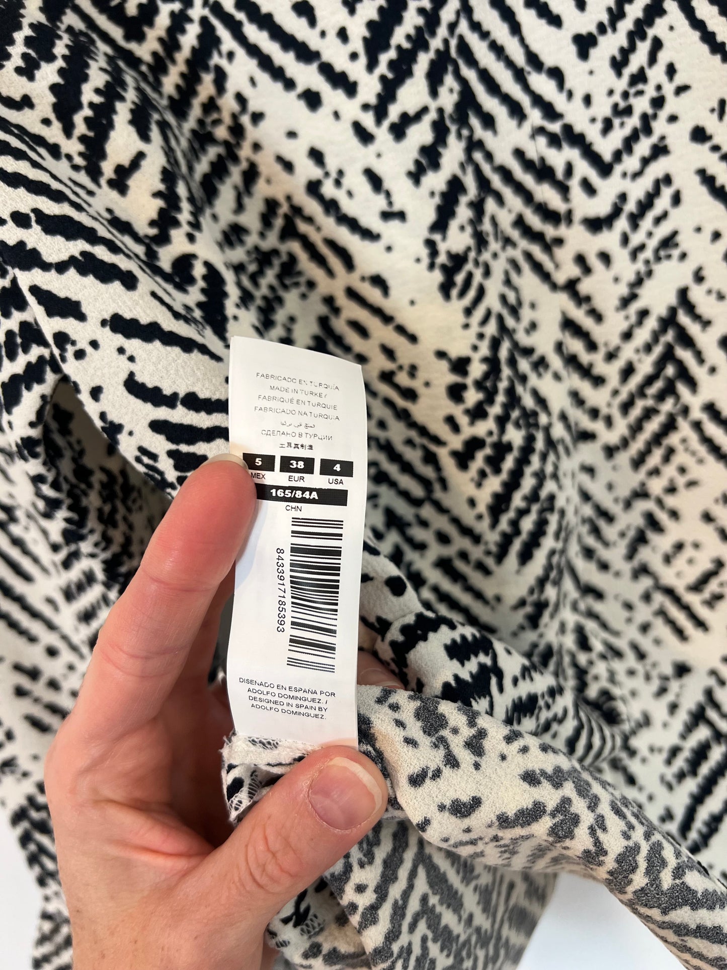 ADOLFO DOMINGUEZ. Top blanco estampado T.38