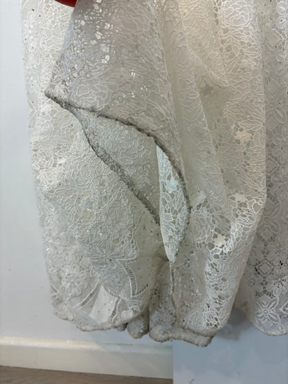 MAJE. Vestido blanco encaje