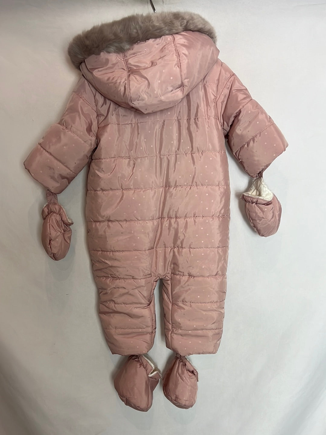 DULCES. Plumas enterizo rosa. T 3-6 meses