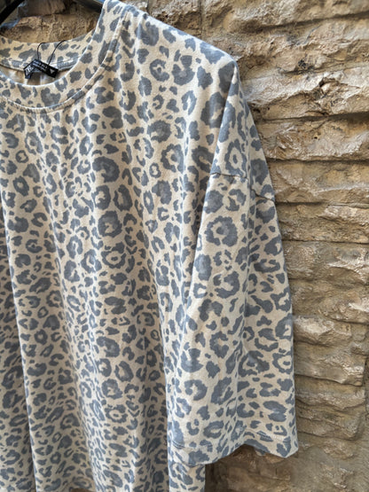 ZARA. Camiseta animal print. T S