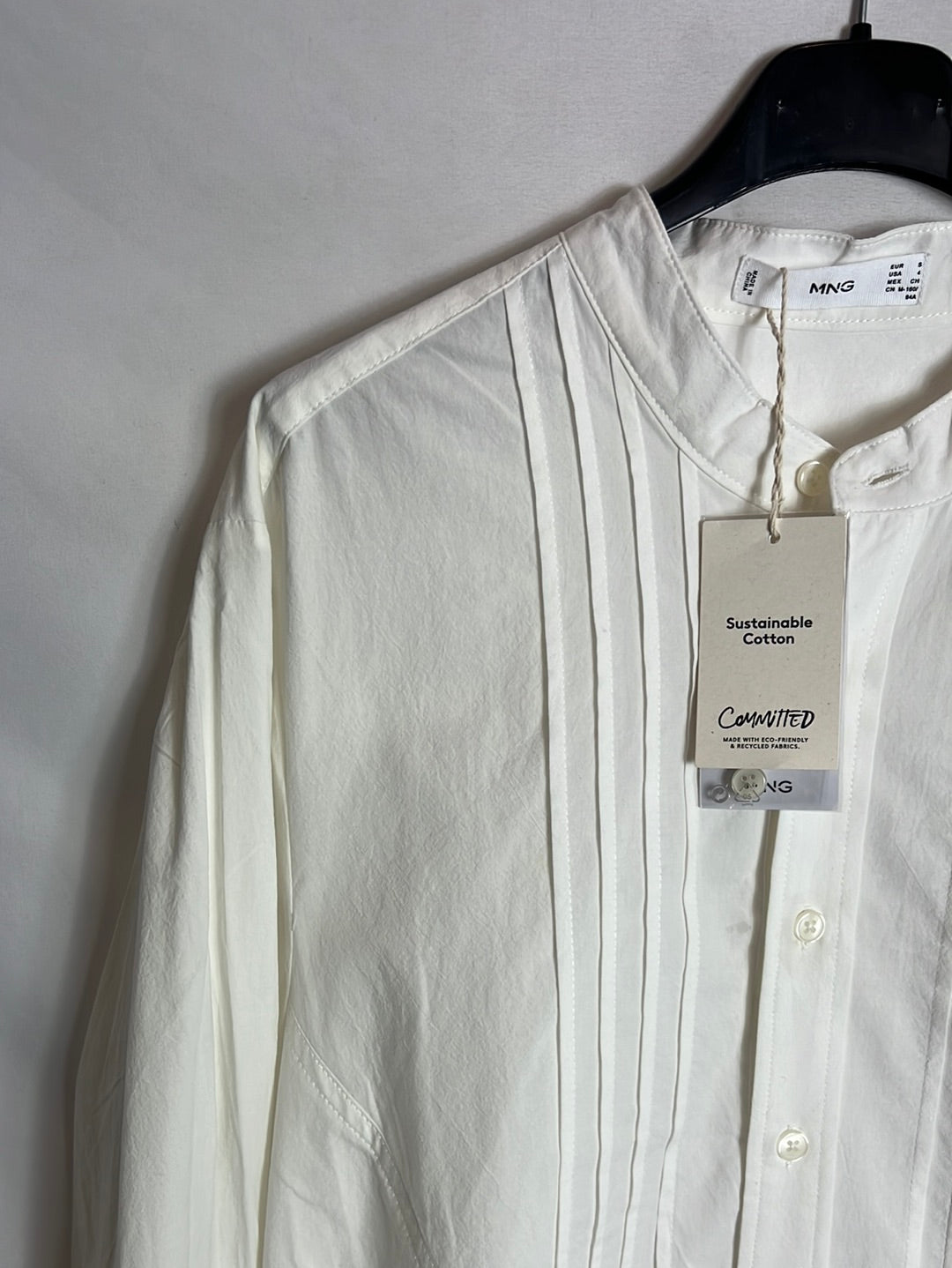 MANGO. Blusa color crudo oversized . T S