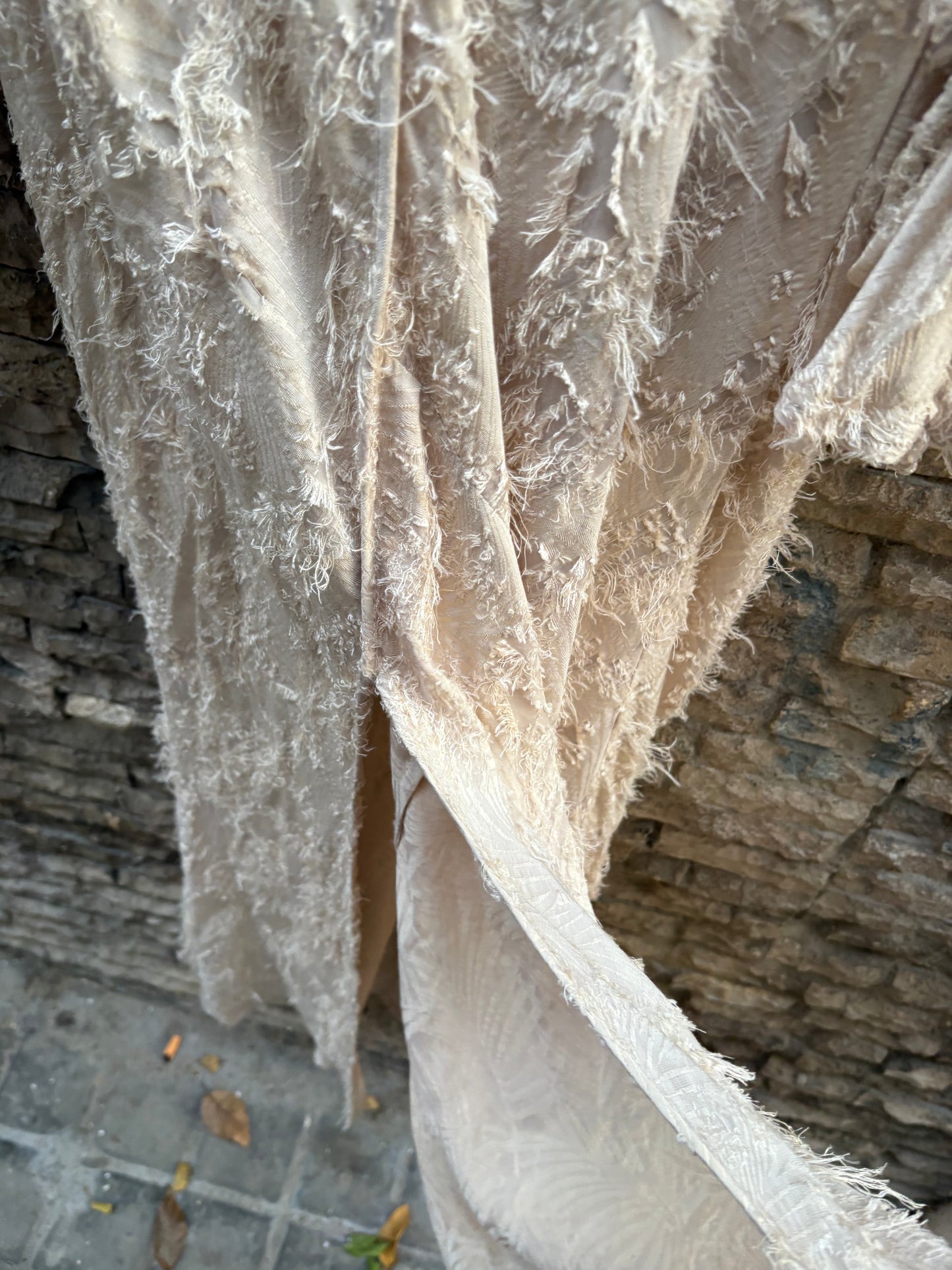 H&M. Vestido midi con seda