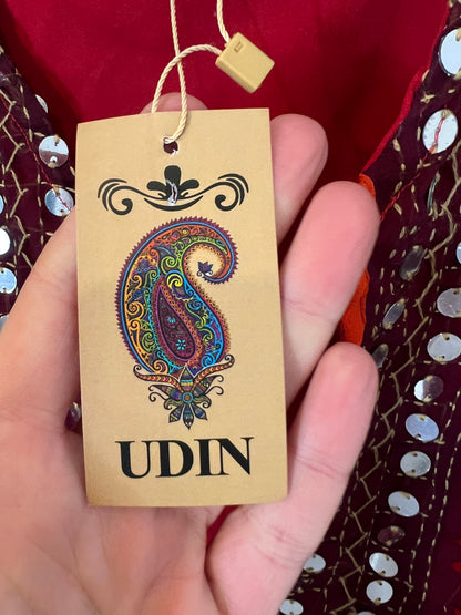 OTRAS. Chaleco bordados tonos rojos. T S/M