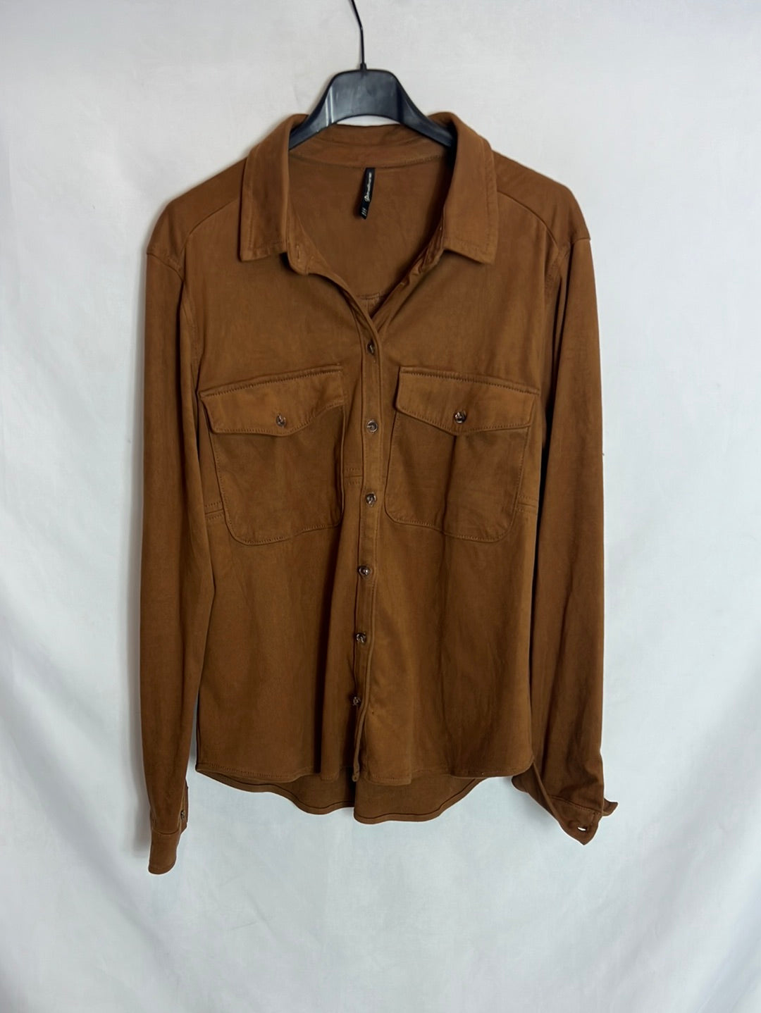 STRADIVARIUS. Sobrecamisa marrón antelina T.l