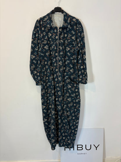 SOPHIE AND LUCIE. Mono largo flores