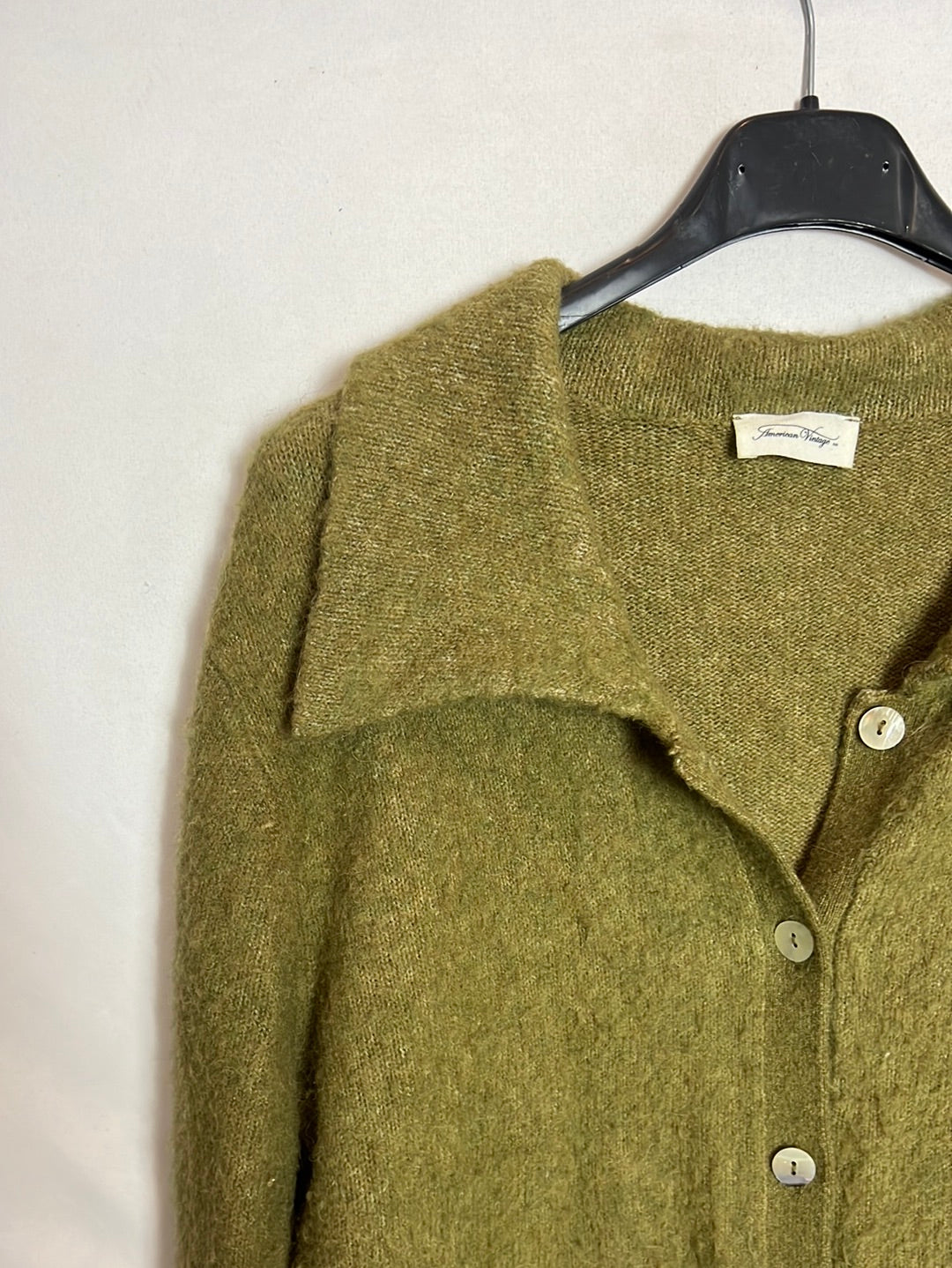 AMERICAN VINTAGE. Rebeca verde botones nácar. T XS/S