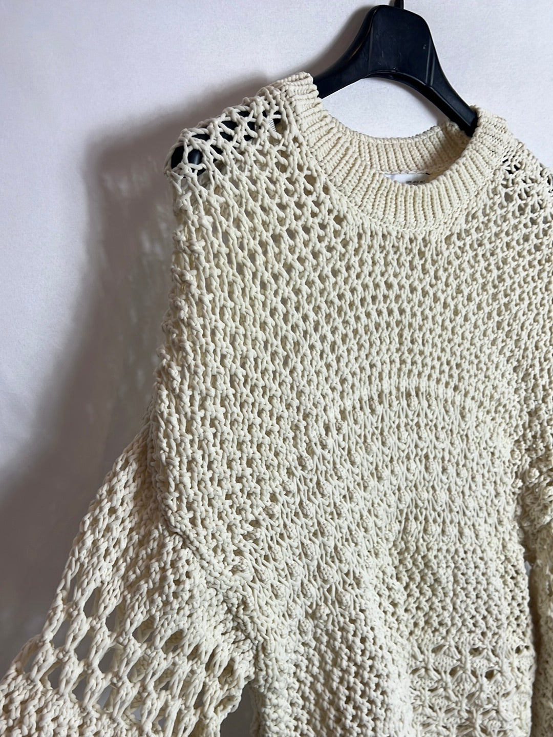ZARA. Jersey beige calado. T S