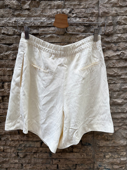 IMAN. White ribbed top Tm