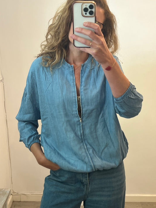 ZARA. Bomber fina tejido denim. T M