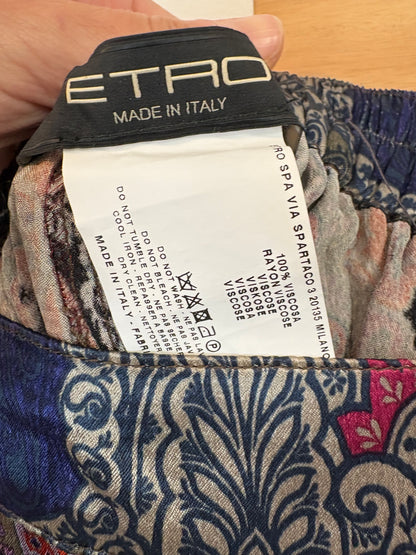 ETRO. Pantalón fluido estampado tonos burdeos. T 36