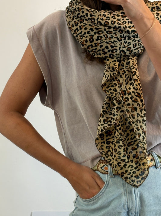 OTHERS. Animal print scarf